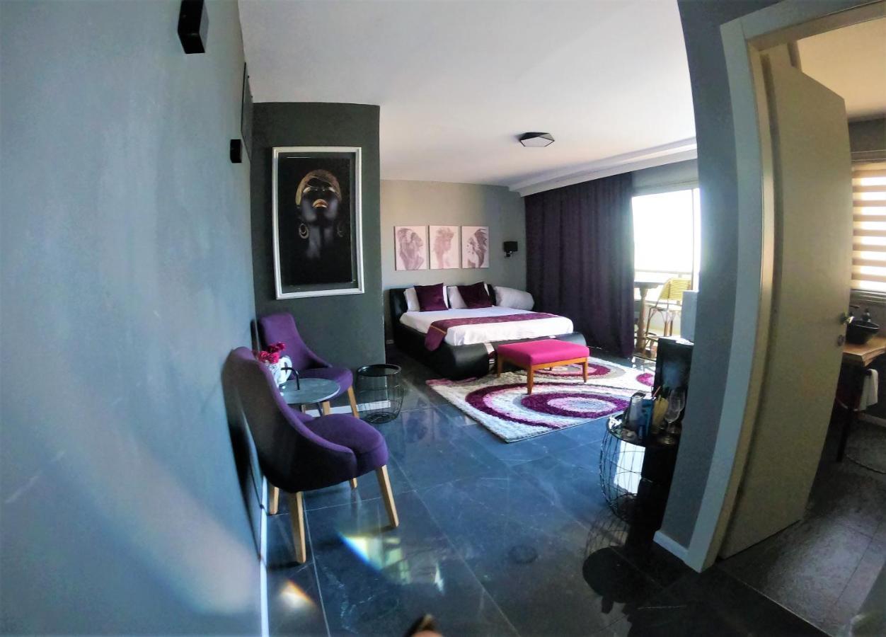 Penthouse Apartment On The Beach Bat Yam Exterior foto